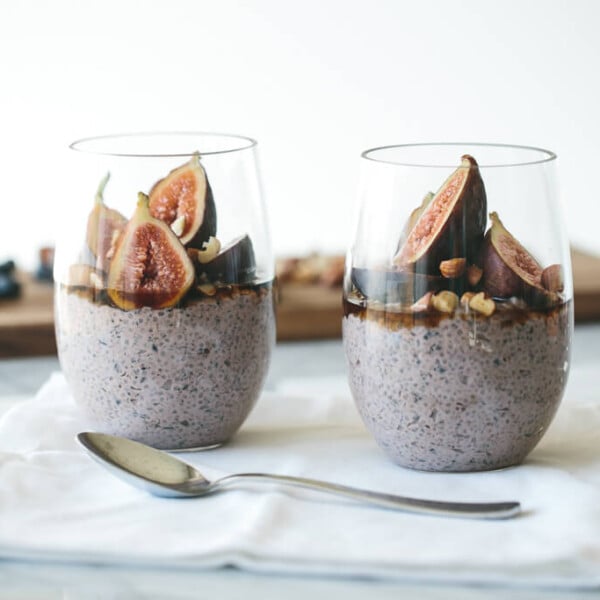 (vegan, paleo) Blueberry Chia Pudding with Figs, Hazelnuts and Maple Syrup. A delicious, crunchy, sweet and elegant chia breakfast pudding.