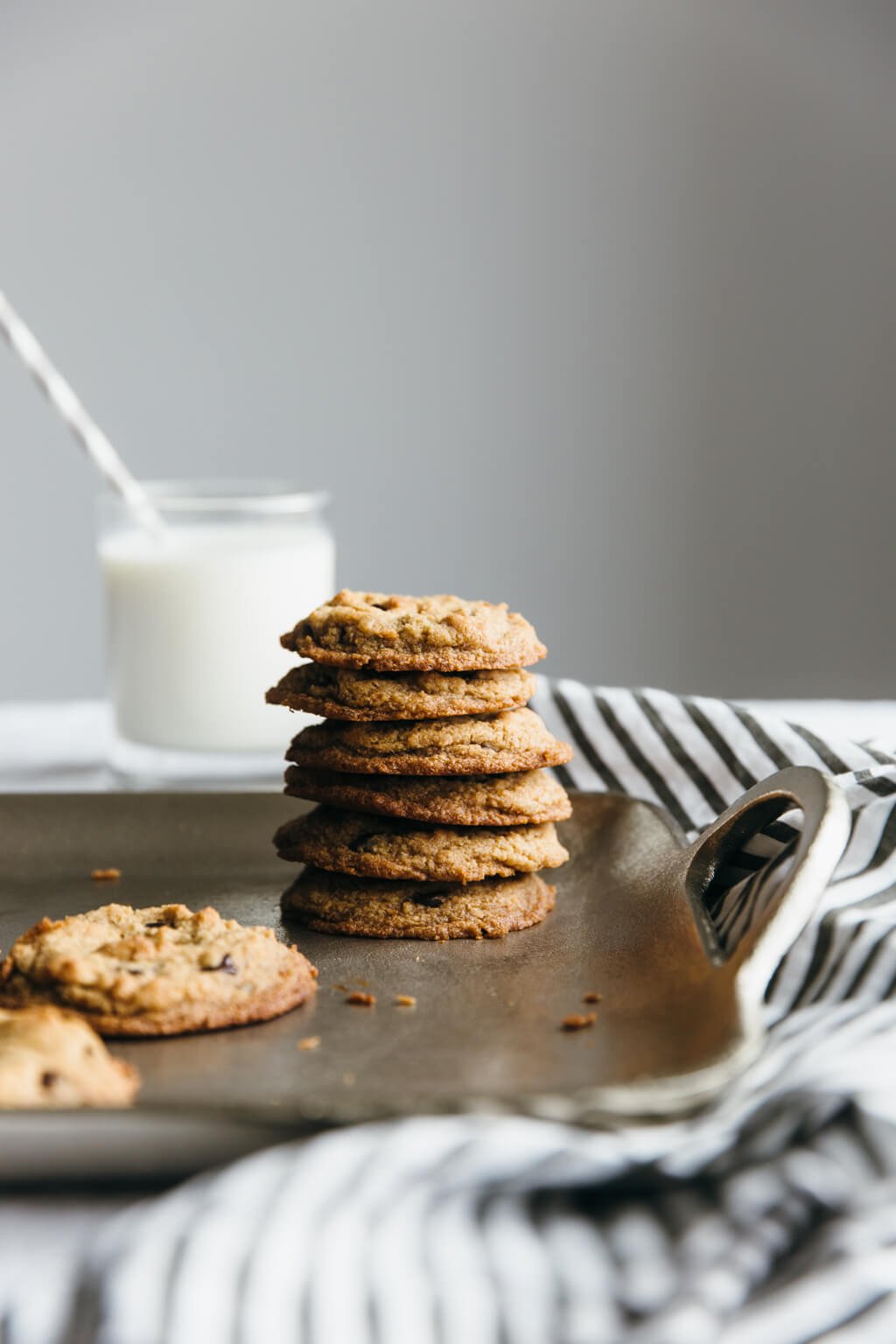 The best chocolate chip cookies. Paleo, vegan, gluten-free, grain-free. 