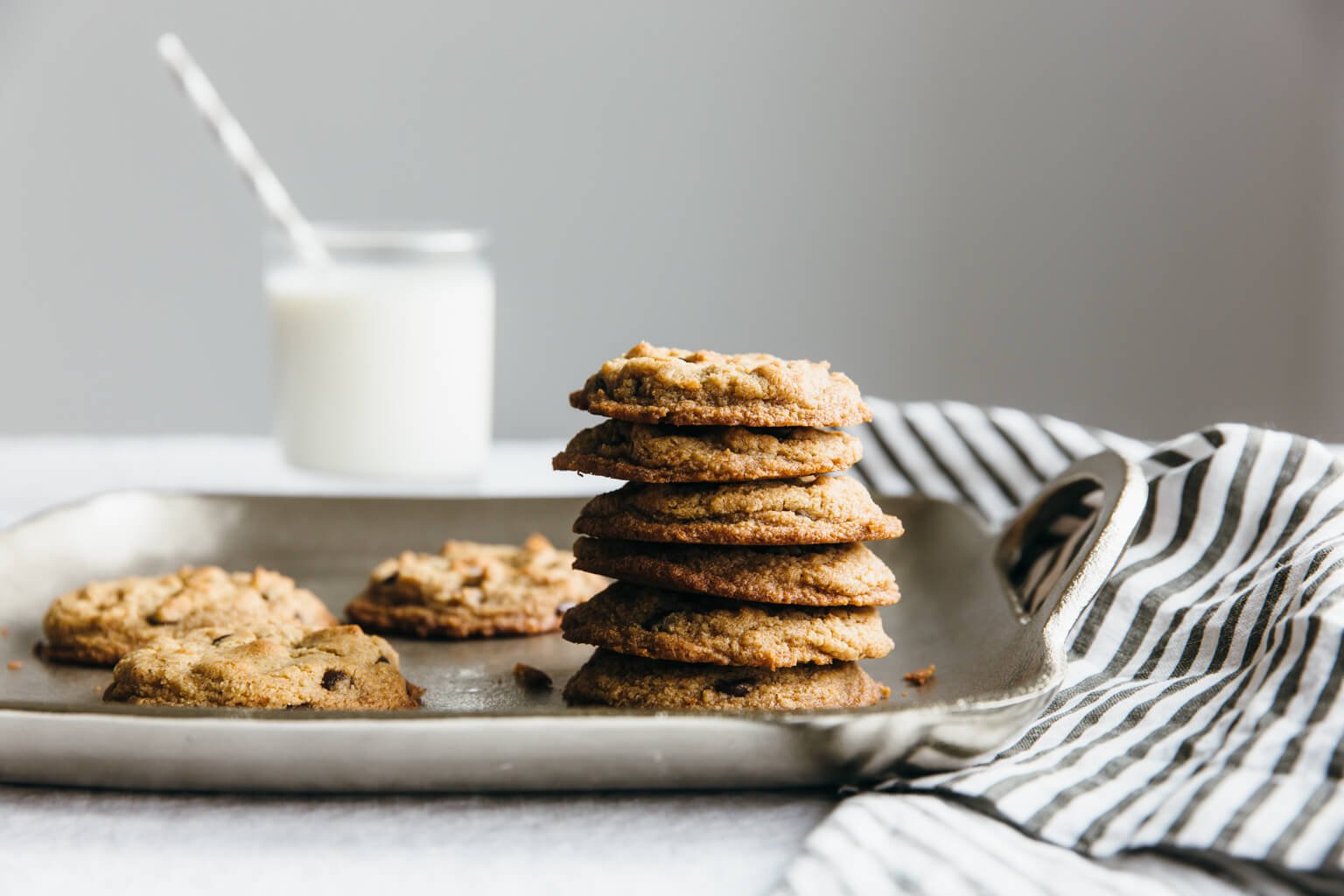 The best chocolate chip cookies. Paleo, vegan, gluten-free, grain-free. 