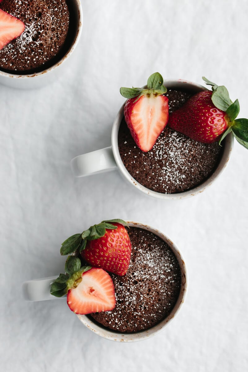 (gluten-free, paleo) A delicious, healthy and moist chocolate mug cake that can be made in less than two minutes - super easy!