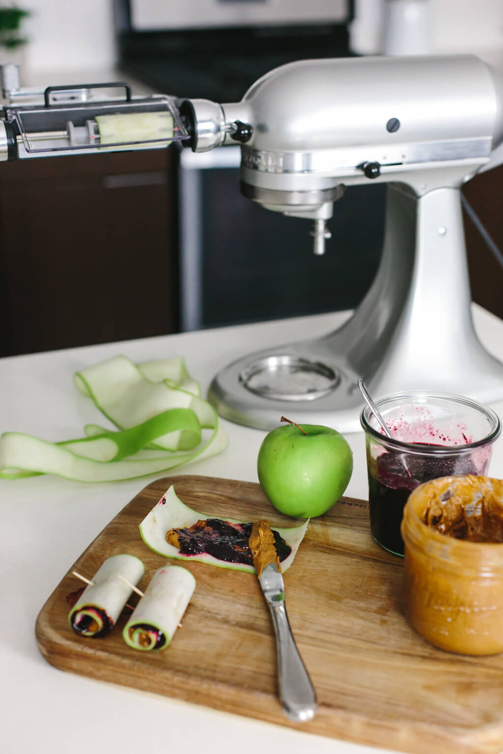 Is KitchenAid's Vegetable Sheet Cutter the new spiralizer? I sure think so! It will revolutionize your healthy and gluten-free recipes.