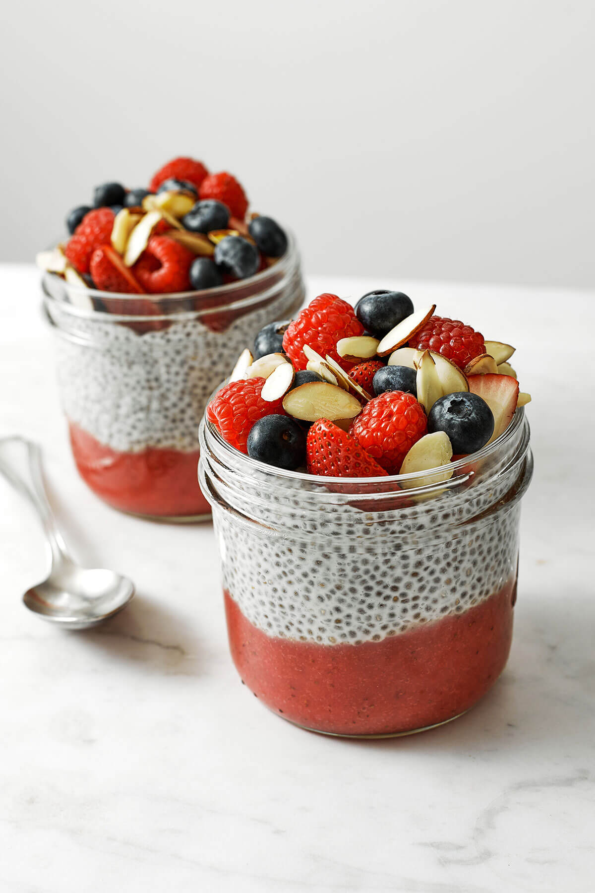 Make chia pudding for the week and you’ve got a healthy breakfast or snack right at your fingertips. Bonus — it's super easy to make! Two jars of chia pudding and fruits
