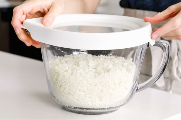 Grated cauliflower in a bowl.