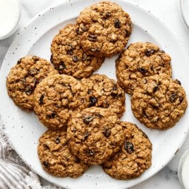 Healthy oatmeal cookies recipe.