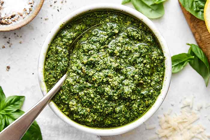 Basil pesto sauce recipe.