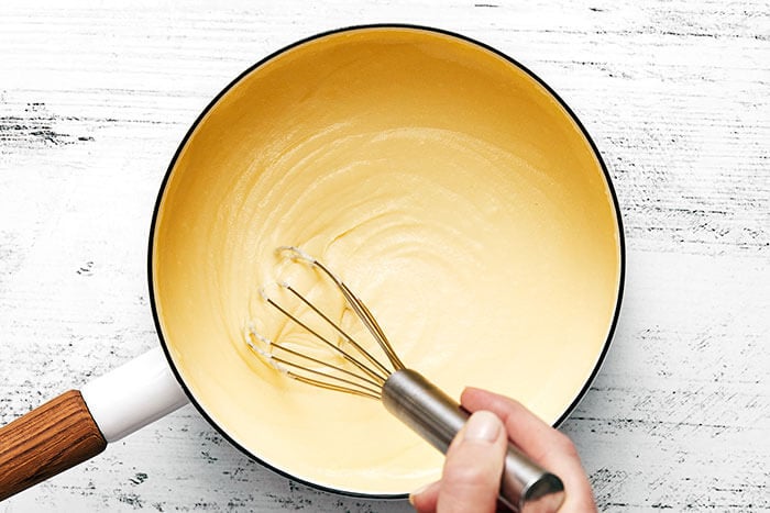 Creamy custard in a pot