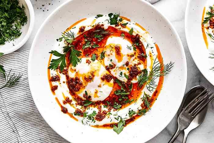 How to make Turkish eggs.