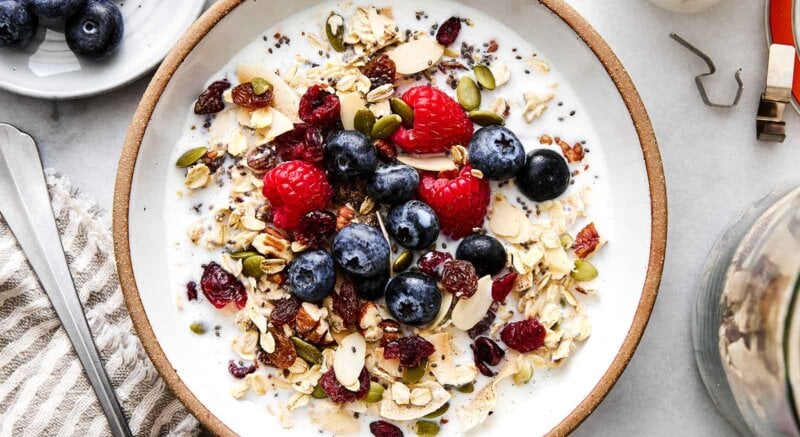 Homemade muesli bowl recipe.